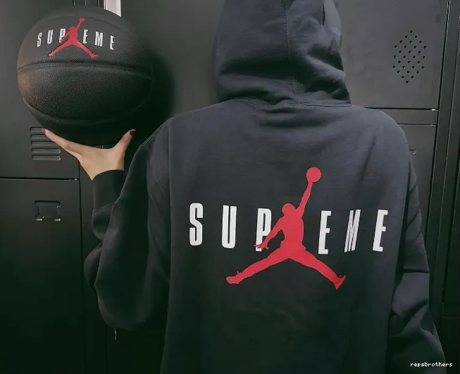 SWEATSHIRT ¥329 HOODED 24FW 0604